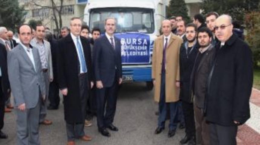 Bursa B&uuml;y&uuml;kşehir&acute;den Suriyeli M&uuml;lteciler İ&ccedil;in 1 Kamyon Dolusu Yardım