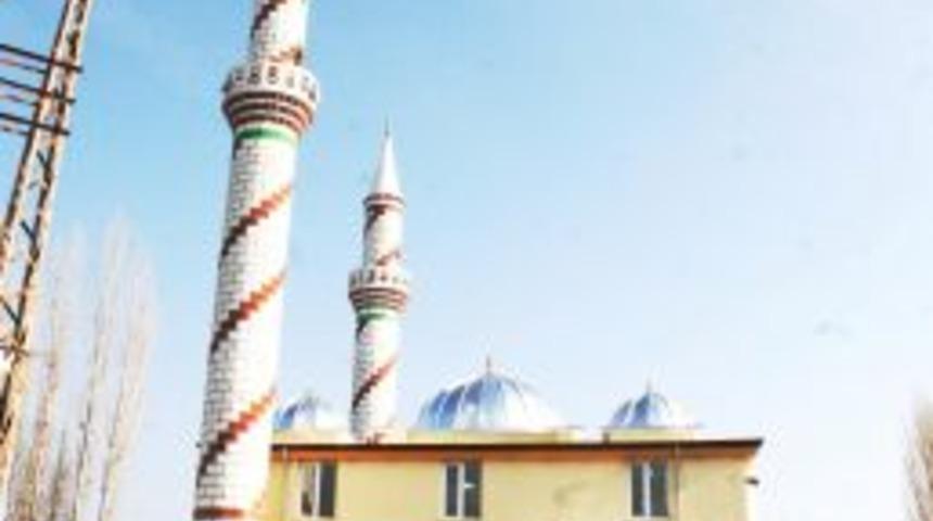 Iğdır'da Mehmet Asker &Ccedil;ağat Camii Dualarla A&ccedil;ıldı