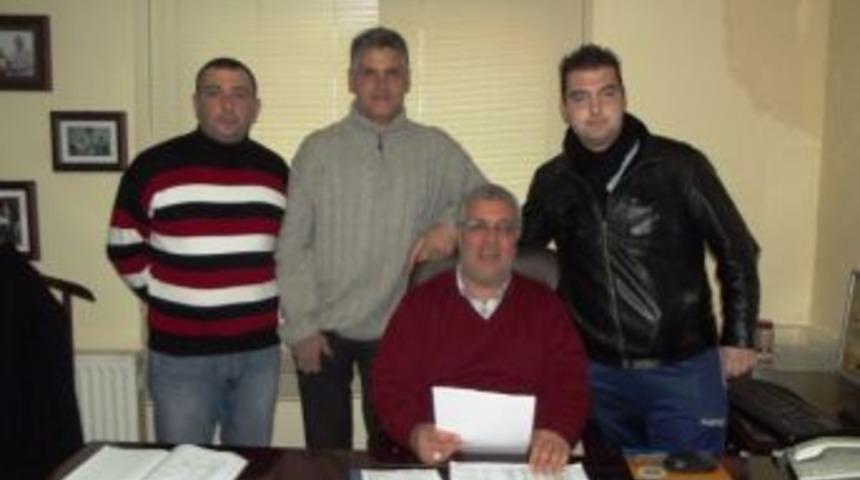 Ayvalık&rsquo;ta Ayy&uuml;rek Ve &Ccedil;akırca&rsquo;nın Atışması S&uuml;r&uuml;yor