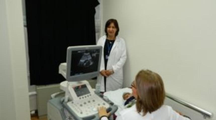 Kumluca d. hastanesine renkli doppler cihazı