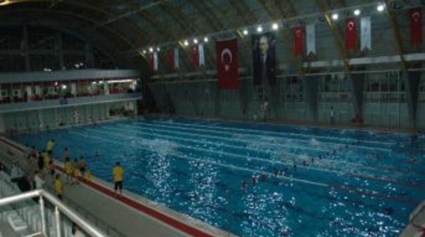 Sakarya'da Havuz Suyu Operat&ouml;rl&uuml;ğ&uuml; Kursu