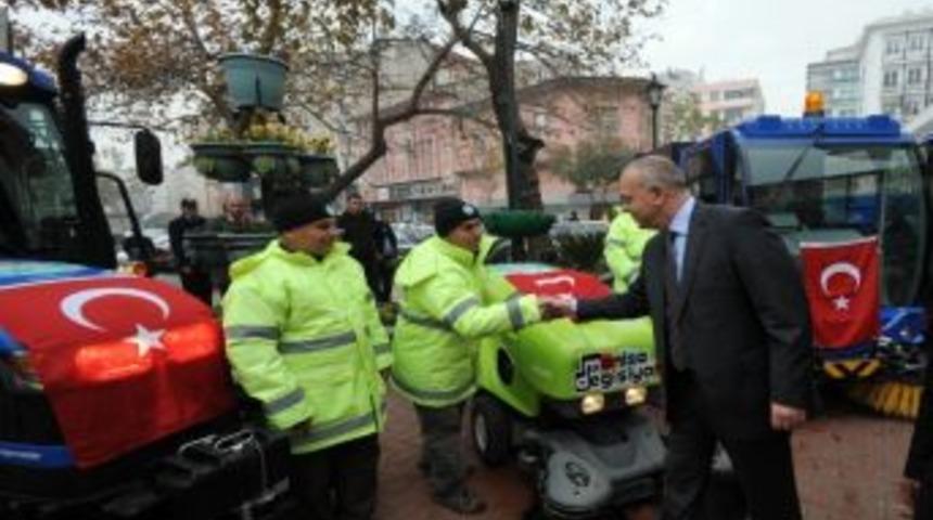 Manisa Belediyesi Filosuna 6 Yeni Ara&ccedil; Daha