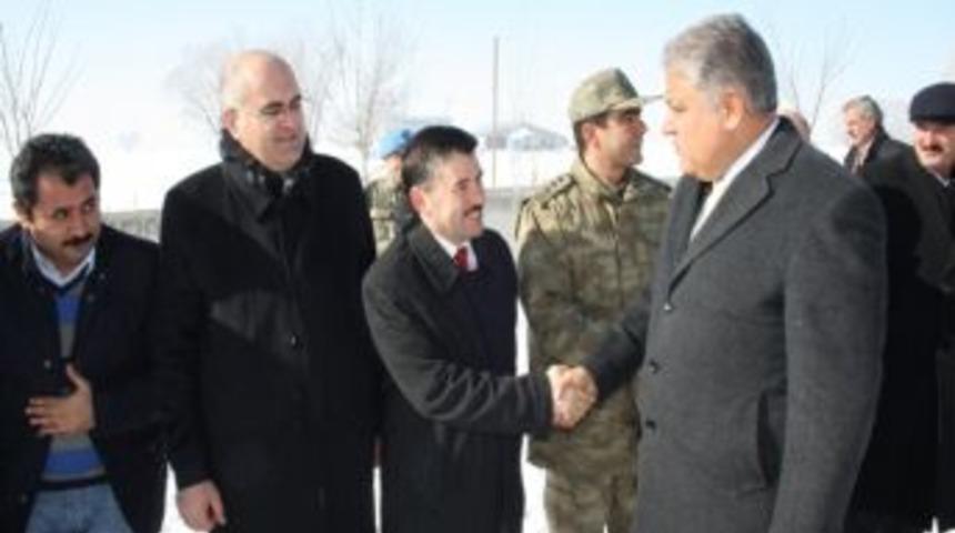 Sosyal Medya &Uuml;zerinden 24 Bin Kitap Toplandı