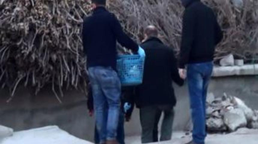 Molotof Hazırladıkları Evde Yangın &Ccedil;ıktı