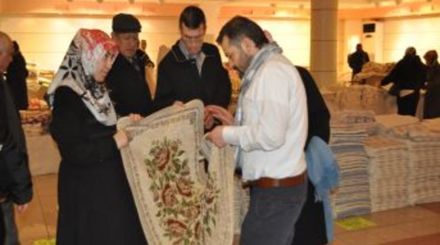 Tavas El Dokumaları Ankara'da G&ouml;r&uuml;c&uuml;ye &Ccedil;ıktı