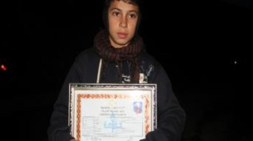 Uludere&rsquo;de &Ouml;len Gencin Kardeşi De Ka&ccedil;ak&ccedil;ılık Yapıyor