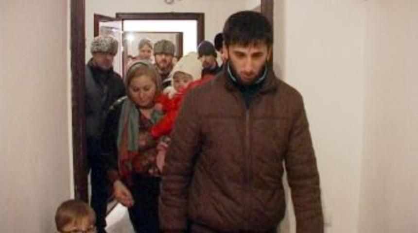 &Ccedil;e&ccedil;en M&uuml;lteciler Evlerine D&ouml;n&uuml;yor