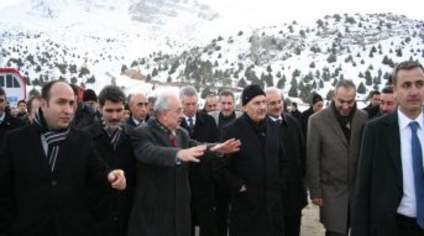 Bakan Yıldırım, Gondol Ve Telesiyej Sistemlerini Test Etti