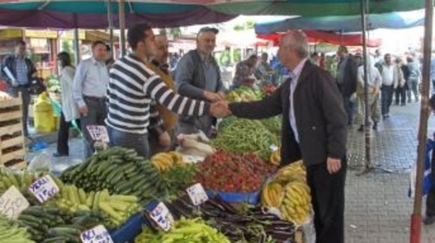 &Ouml;demişli Pazarcı Esnafının Bor&ccedil;ları İ&ccedil;in &Ccedil;&ouml;z&uuml;m Aranıyor