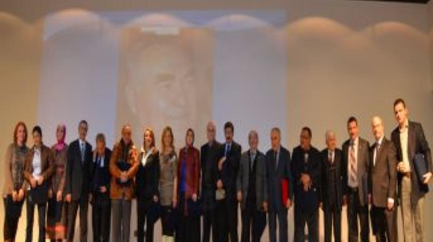 T&uuml;rk Şiirinin Ustaları Yelkenoğlu Koleji&rsquo;nde Buluştu