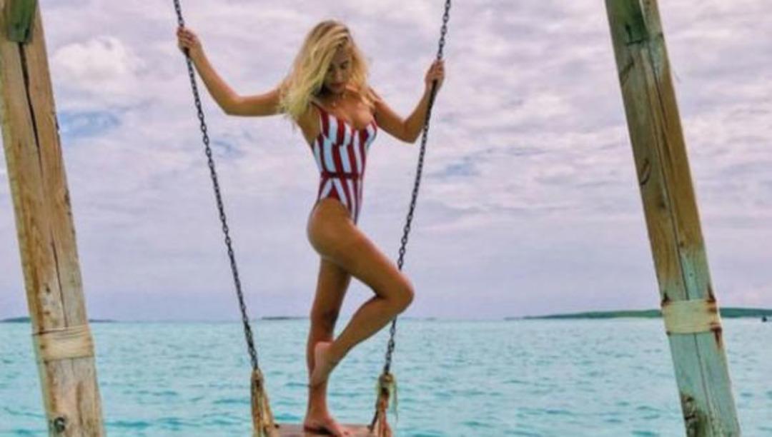  Tam poz verirken k&ouml;pek balığı saldırdı