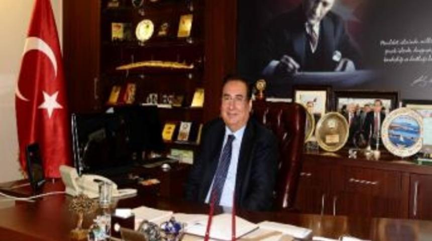 Başkan &Ouml;zcan Yeni Yılı Kutladı