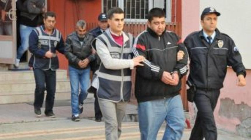 Osmaniye&rsquo;de 14 Esrar Taciri Tutuklandı