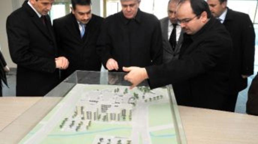 400 Yataklı Uşak Devlet Hastanesi Yeni Yılda Hizmete A&ccedil;ılıyor