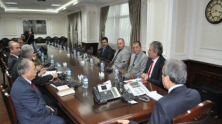 Bakan Eker, T&uuml;rkiye Tohumcular Birliği Y&ouml;neticilerini Kabul Etti