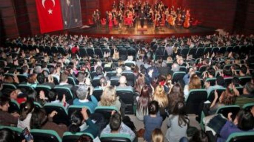 Senfoni Orkestrası&rsquo;ndan Yeni Yıl Konseri