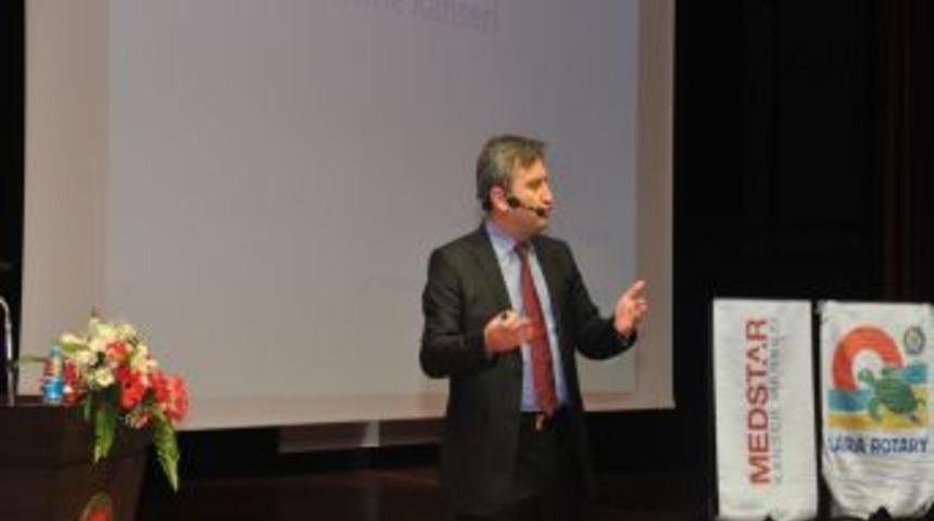 Prof. Dr. &Ouml;zdoğan: Her Kadın Meme Kanseri Gelişme Riskine Sahiptir