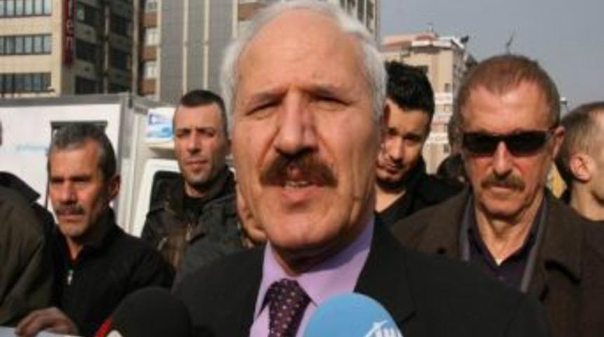 T&uuml;keticiler Bankaların Haksız Kazan&ccedil; Geliri Değişmediği Takdirde Oturma Eylemi Yapacak