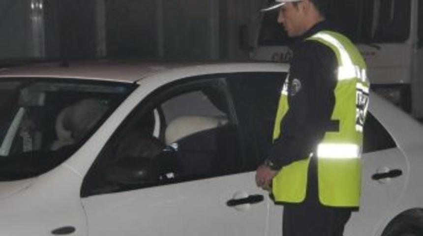 Akhisar'da 2012 Yılının Son Huzur Operasyonu Yapıldı