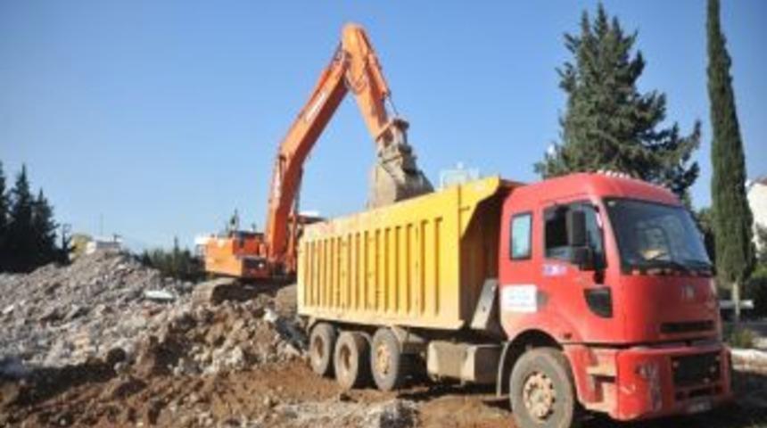 Kongre Ve Sergi Merkezi İnşaatı Başladı