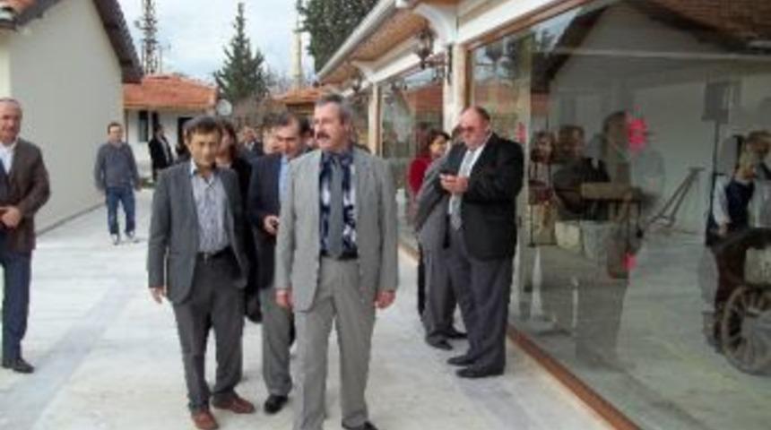 Mhp İl&ccedil;e Teşkilatı Evrenseki K&uuml;lt&uuml;revi'ni Gezdi