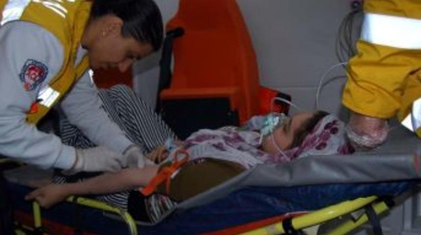 Aynı Aileden 3 Kişi Karbonmonoksit Gazından Zehirlendi