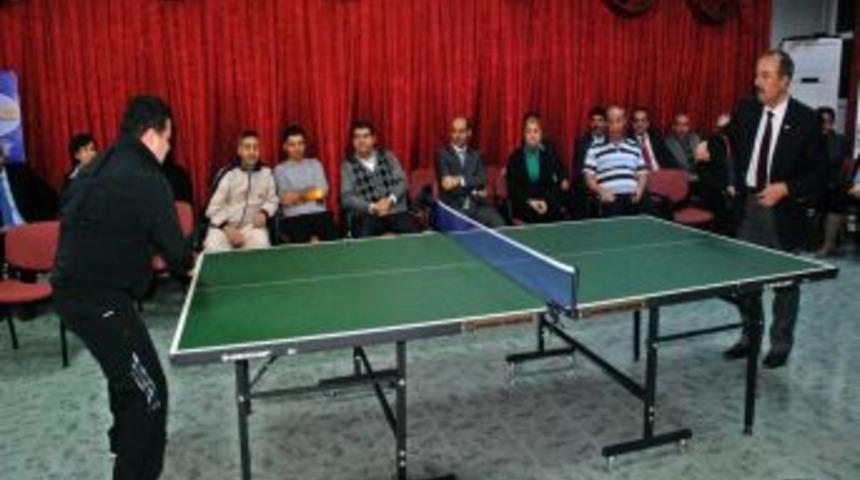 Obeziteyle Mücadele Kapsamında Masa Tenisi Turnuvası Düzenlendi