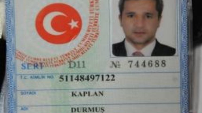 Karşıdan Karşıya Ge&ccedil;erken Otomobilin Altında Kaldı