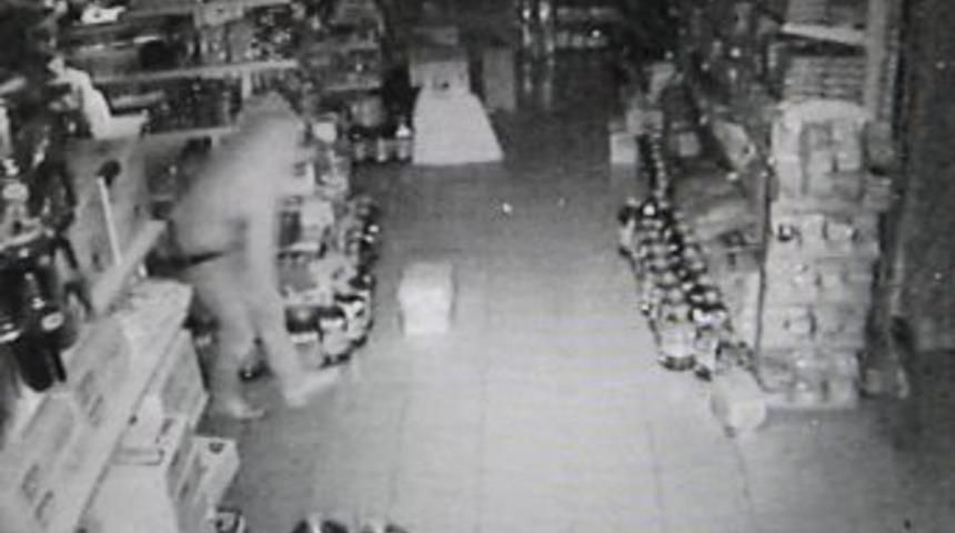 Hırsızın G&uuml;venlik Kamerası Operasyonu