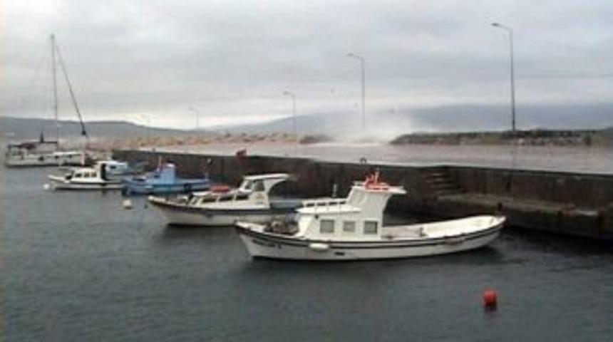 Marmara Denizi'nde Şiddetli Fırtına