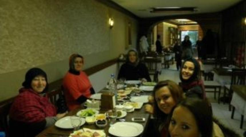 Ak Partili Kadınlardan Birlik Mesajı