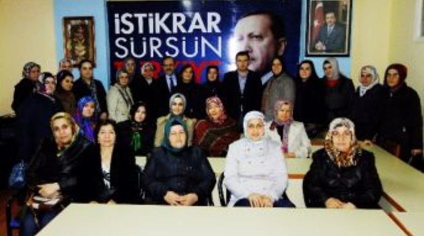 Ak Parti Kadın Kolları Bafra&rsquo;da Toplantı
