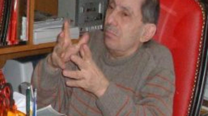 Gazeteci Demirel Vefat Etti