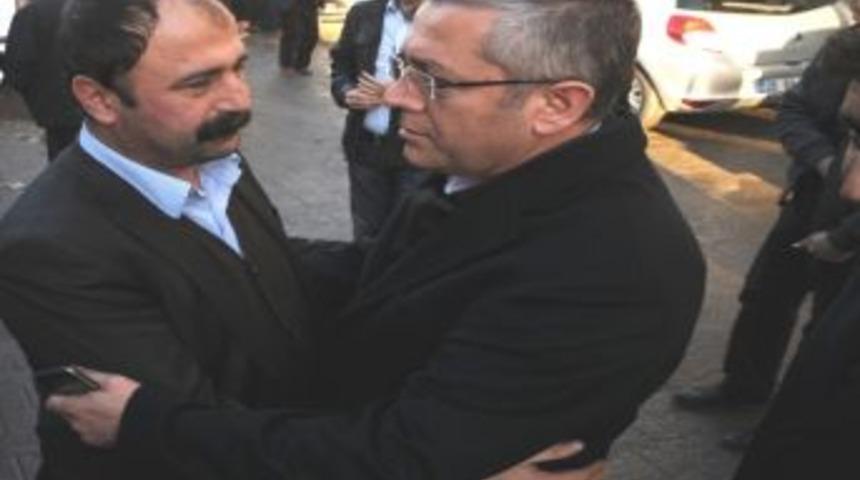 Şırnak Emniyet M&uuml;d&uuml;r&uuml; El&ccedil;i Ailesine Taziye Ziyaretinde Bulundu