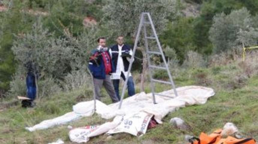 Tarlada &Ccedil;alışan Komşusunu Av T&uuml;feği İle &Ouml;d&uuml;rd&uuml;