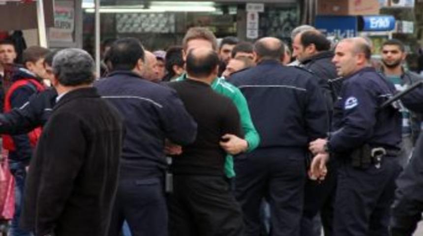 Bursa'nın Merkezinde "hattınızı Bizim Gsm'e Ge&ccedil;irelim" Gerginliği