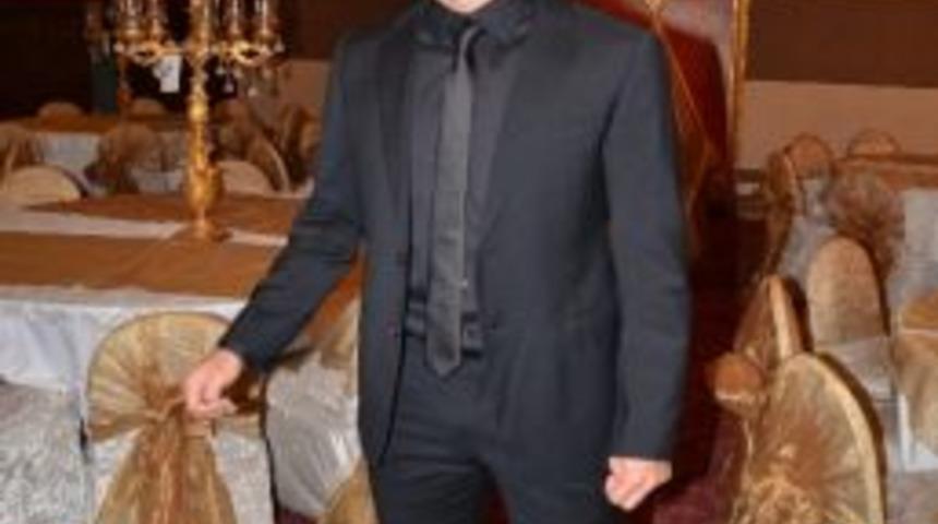 Umut Bulut&rsquo;un Kardeşi D&uuml;nya Evine Girdi