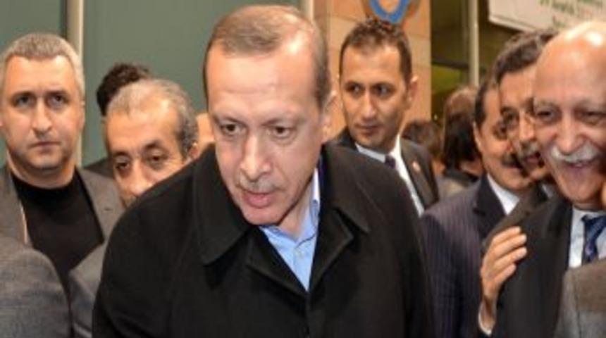 Başbakan Erdoğan&rsquo;la Şanlıurfaspor Taraftarı Arasında Renkli Diyalog