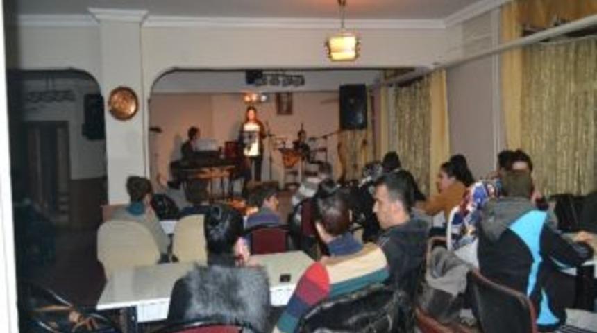 Şenkaya&rsquo;da Stajyer &Ouml;ğretmenlere Moral Yemeği