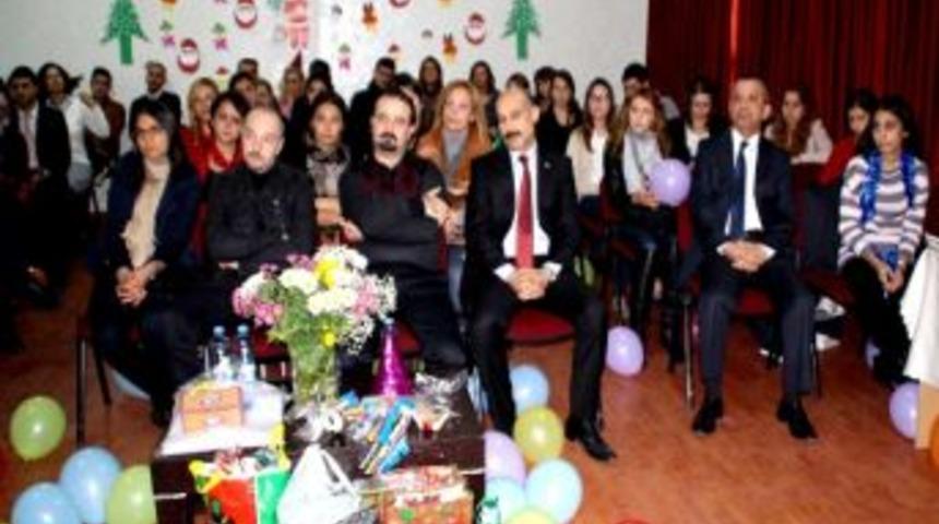 Engelli &Ouml;ğrencilere Yeni Yıl Eğlencesi