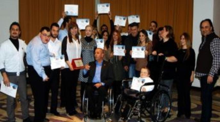 Engelli G&ouml;n&uuml;ll&uuml;lerine Teşekk&uuml;r Belgesi