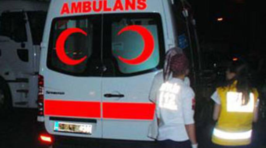 &Ccedil;atıdan d&uuml;şen polis ağır yaralandı