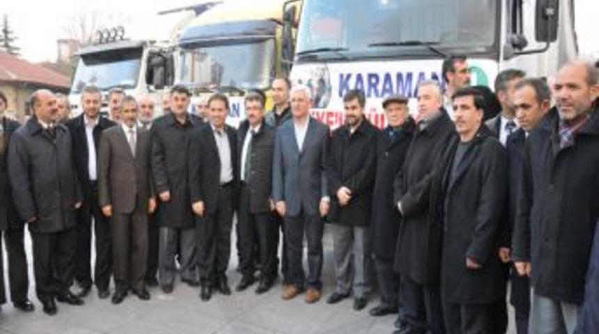 Suriyeli M&uuml;lteciler I&ccedil;in Karaman&rsquo;da Toplanan Yardım Dualarla G&ouml;nderildi