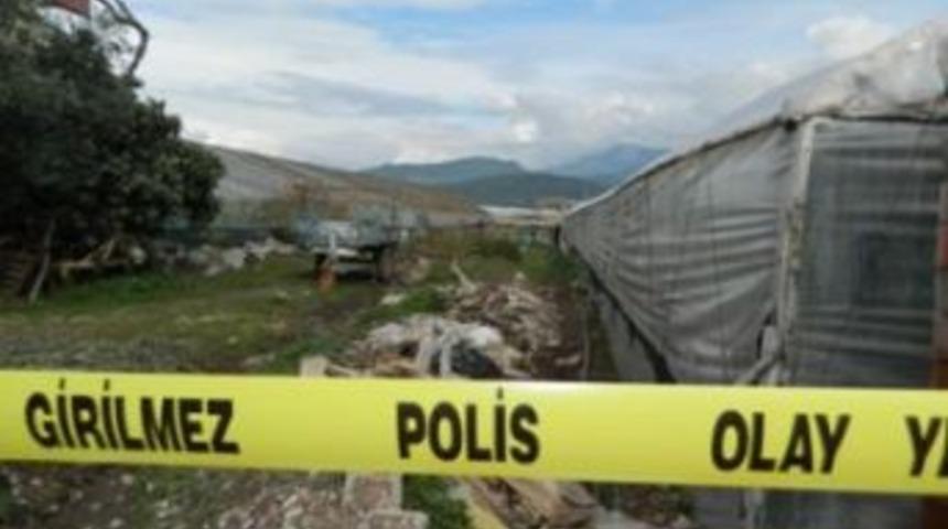 5 Yaşındaki &Ccedil;ocuk Havuzda Boğularak Can Verdi