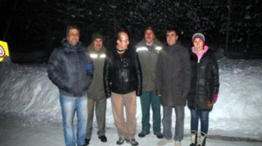 Yılbaşı &Ouml;ncesi Sarıkamış&rsquo;ta &ldquo;&ccedil;am Ağacı&rdquo; N&ouml;beti