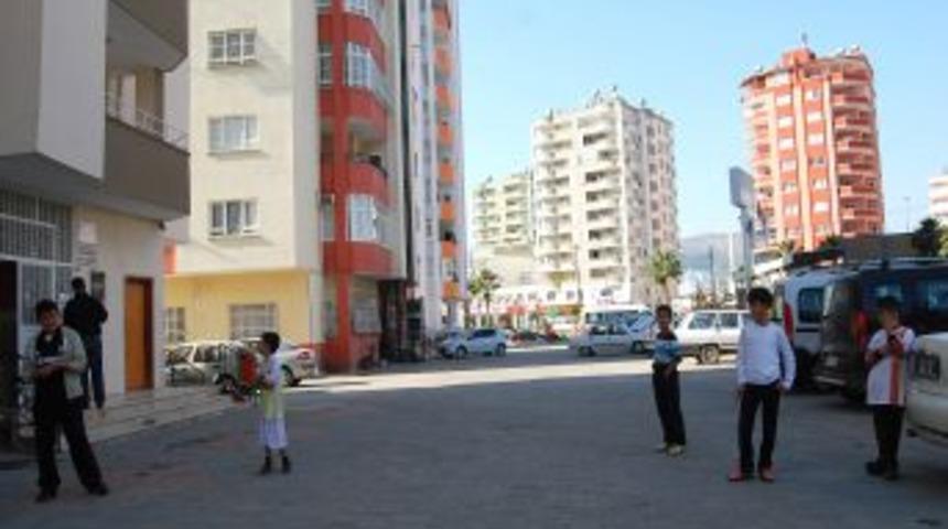 Kozan'da 4.0 B&uuml;y&uuml;kl&uuml;ğ&uuml;nde Deprem