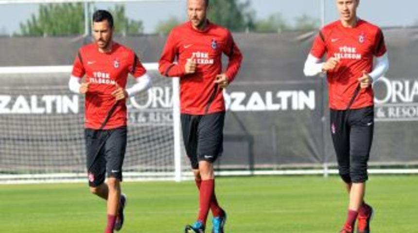 Trabzonspor'da Ikinci Yarının Ilk &Ccedil;alışmasını Yaptı