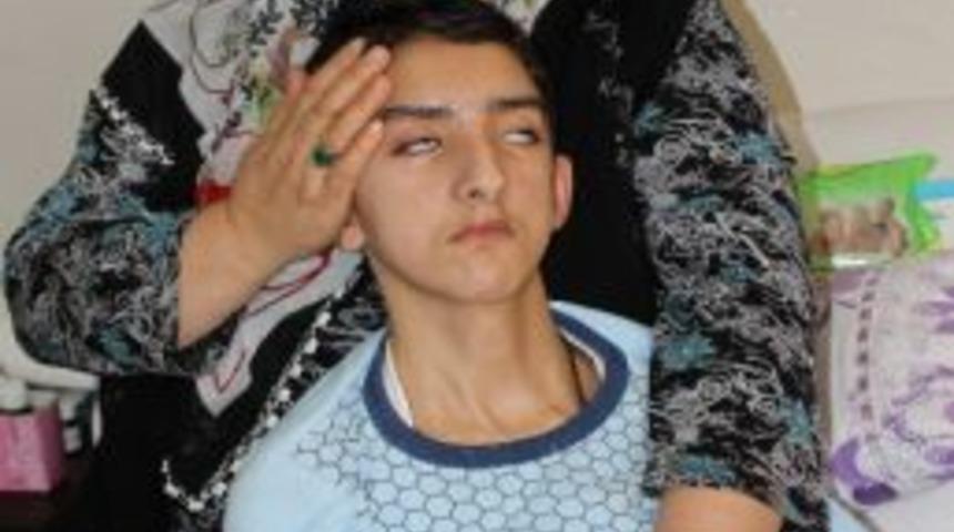 Sspe Hastası Furkan&rsquo;ın Ailesi &Ccedil;ocuklarına Yatak Alacak Bir Hayırsever Arıyor