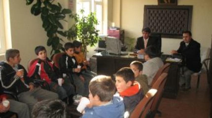 &Ccedil;ogem&rsquo;li &Ouml;ğrencilerden Kaymakam Celep'e Ziyaret