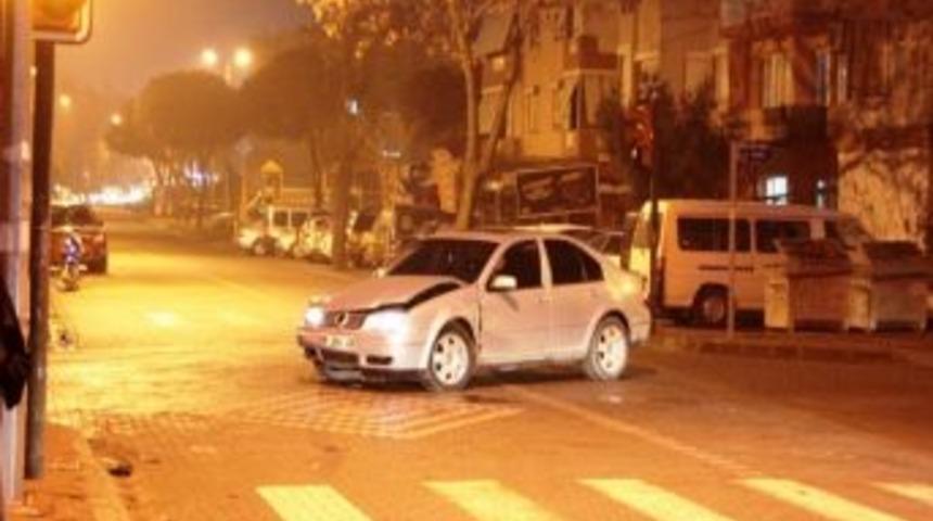 &Ouml;demiş&rsquo;te Maddi Hasarlı Kazalar Meydana Geldi